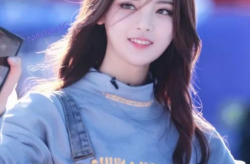 娱乐吃瓜君杨超越,从娱乐吃瓜到现象级偶像的蜕变之路